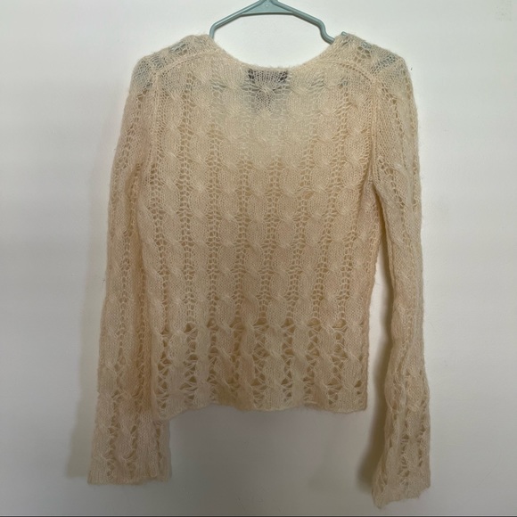 EXPRESS size Small Cream Mohair Wool blend Knit Sweater Excellent Condition - Picture 4 of 6